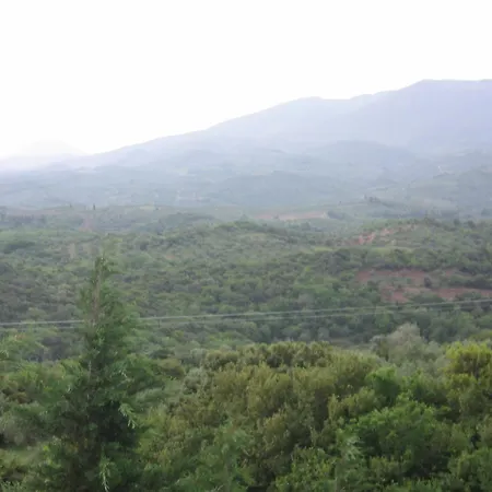 Captivating 3 Bedroom 360º Sea & Mountain Views - Near Kyparissia, Messinias