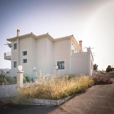 Captivating 3 Bedroom 360º Sea & Mountain Views - Near Kyparissia, Messinias Glikorrizi