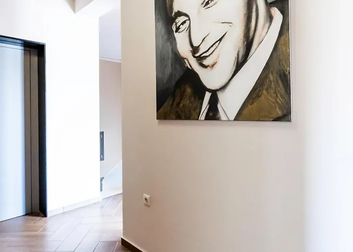 Captivating 3 Bedroom 360º Sea & Mountain Views - Near Kyparissia, Messinias