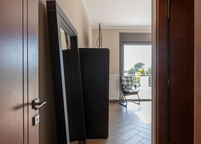 Captivating 3 Bedroom 360º Sea & Mountain Views - Near Kyparissia, Messinias Glikorrizi